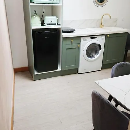 Cosy 50m2 Moderne Avec Terrasse, Et Sauna Communs, A 2 Pas De La Place Dalton