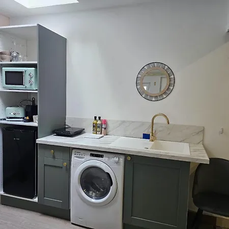 Cosy 50m2 Moderne Avec Terrasse, Et Sauna Communs, A 2 Pas De La Place Dalton