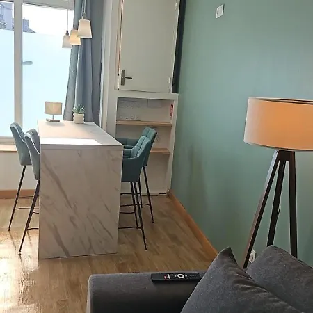 Lägenhet Cosy 50m2 Moderne Avec Terrasse, Et Sauna Communs, A 2 Pas De La Place Dalton